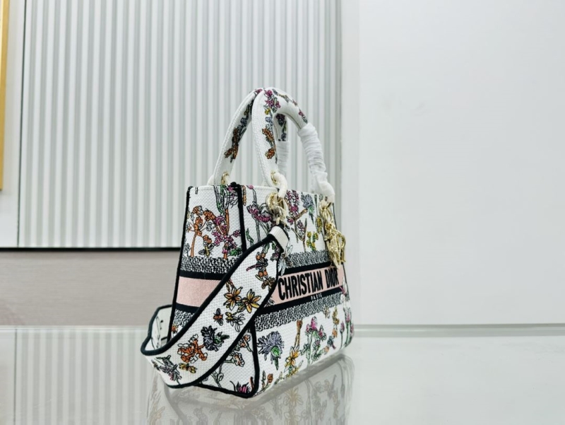 Dior Shopping Bags